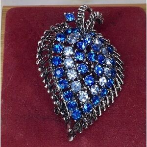 Vintage art Deco Blue and Silver Austrian Crystal Leaf Brooch